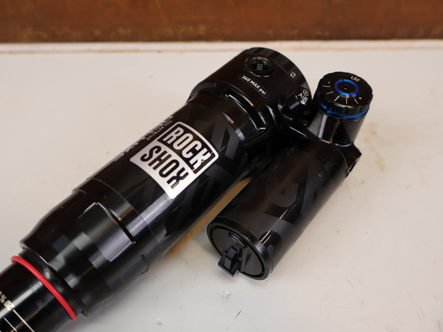 ROCKSHOX SUPER DELUXE ULTIMATE DÄMPFER 205X65 TRUNNION DEBONAIR