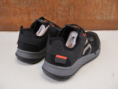 FIVE TEN TRAILCROSS LT MTB SCHUH FLAT CORE BLACK GR. 42 2/3