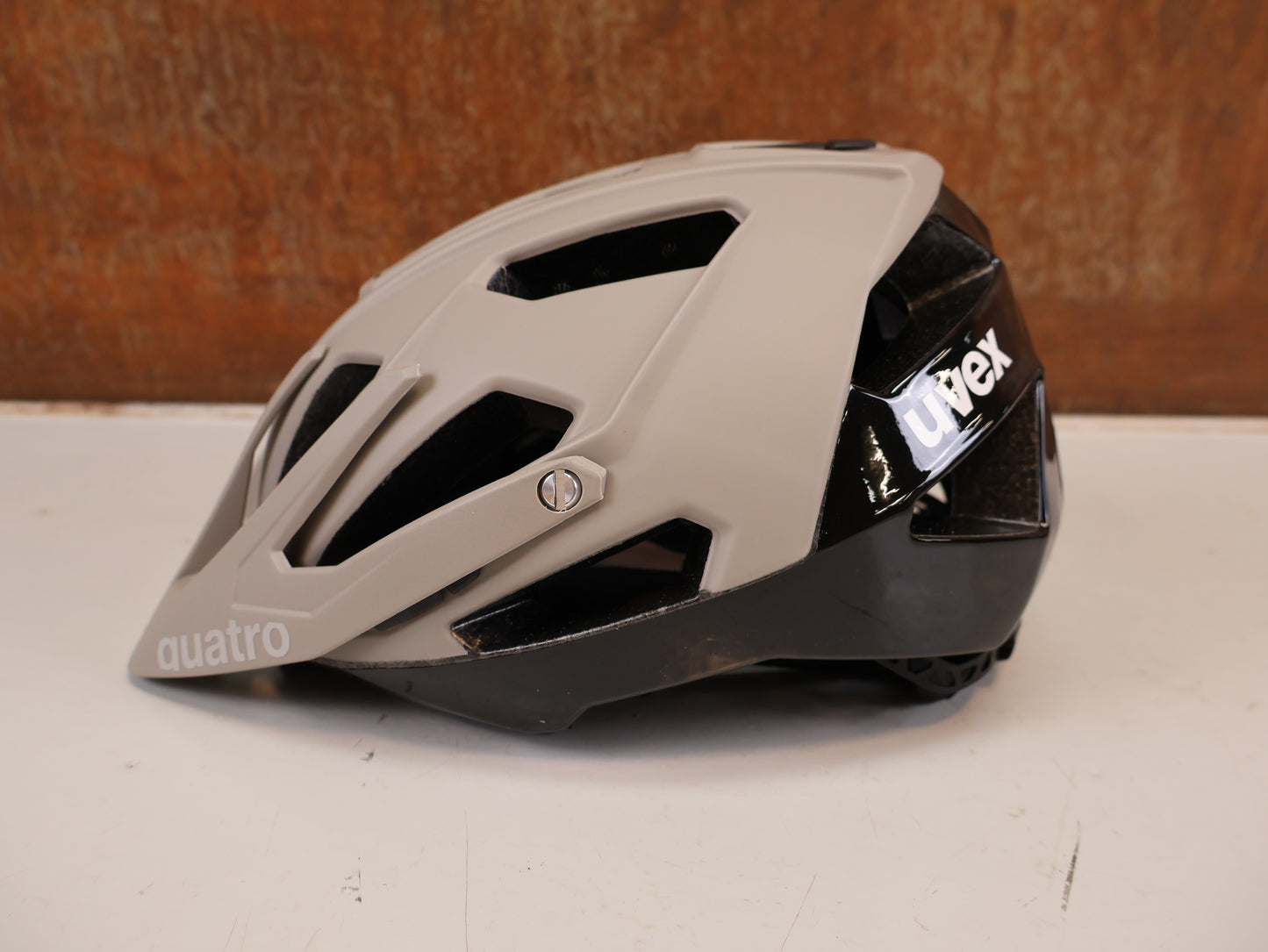 UVEX QUATRO CC MTB HELM GR. 52-57CM ALLMOUNTAIN TREKKING