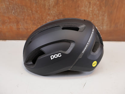 POC OMNE AIR MIPS HELM URANIUM BLACK MATT GR. M 54-59CM