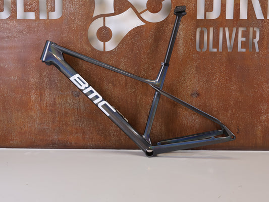 BMC TWOSTROKE 01 RAHMENSET / GRÖSSE L / ANTHRACITE PRISMA / WHITE / 1390G