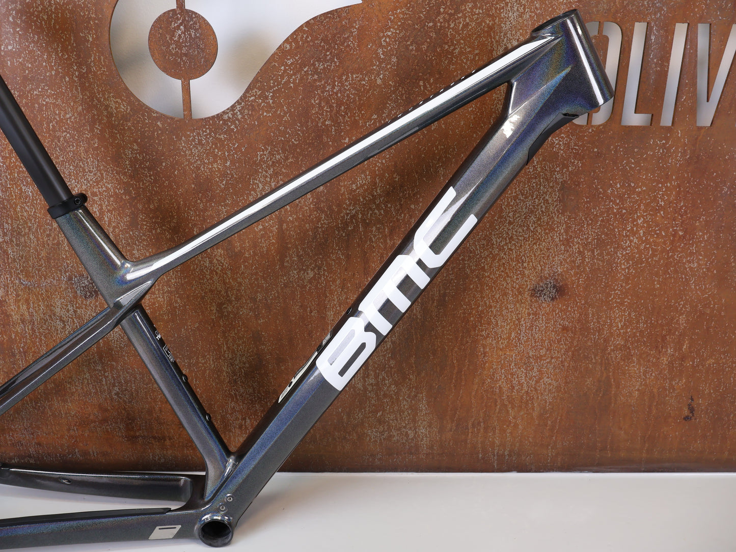 BMC TWOSTROKE 01 RAHMENSET / GRÖSSE L / ANTHRACITE PRISMA / WHITE / 1390G