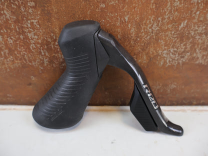 SRAM RED AXS E1 BREMS-SCHALTHEBEL SET + BREMSSÄTTEL / FLAT MOUNT INKL. ADAPTER
