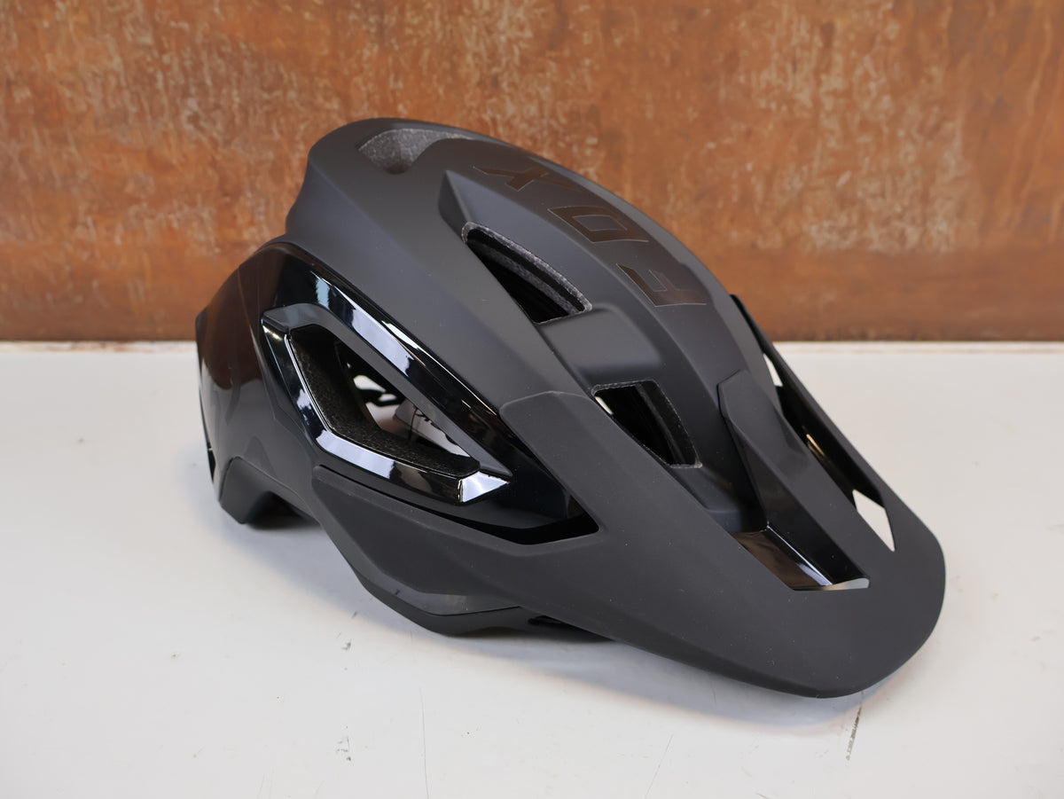 FOX SPEEDFRAME PRO HELM MIPS SCHWARZ GR. M 55-59CM TRAIL MTB