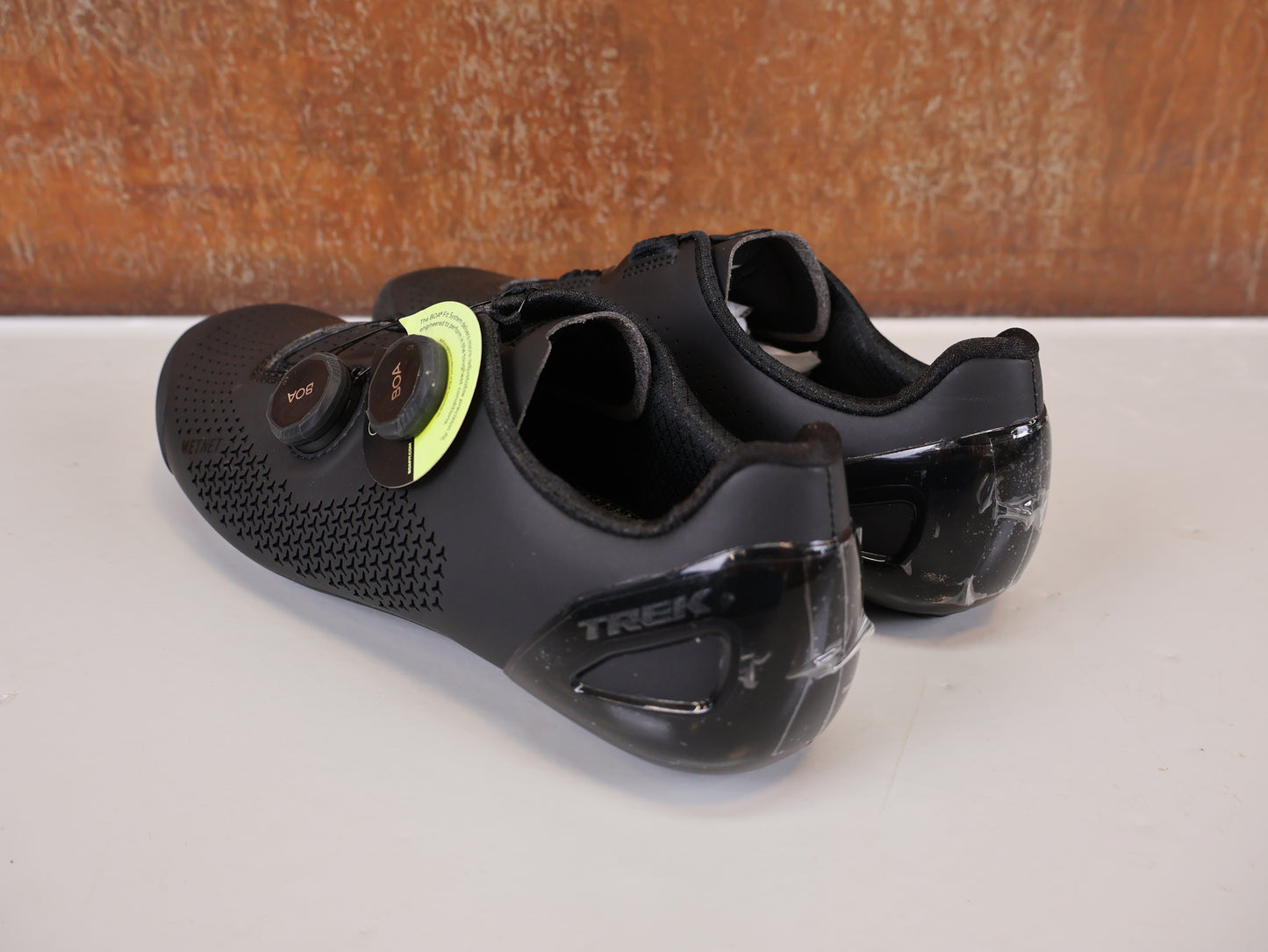TREK RSL ROAD BIKE SHOE / SIZE 43 / BLACK / OCLV CARBON / METNET / 252G
