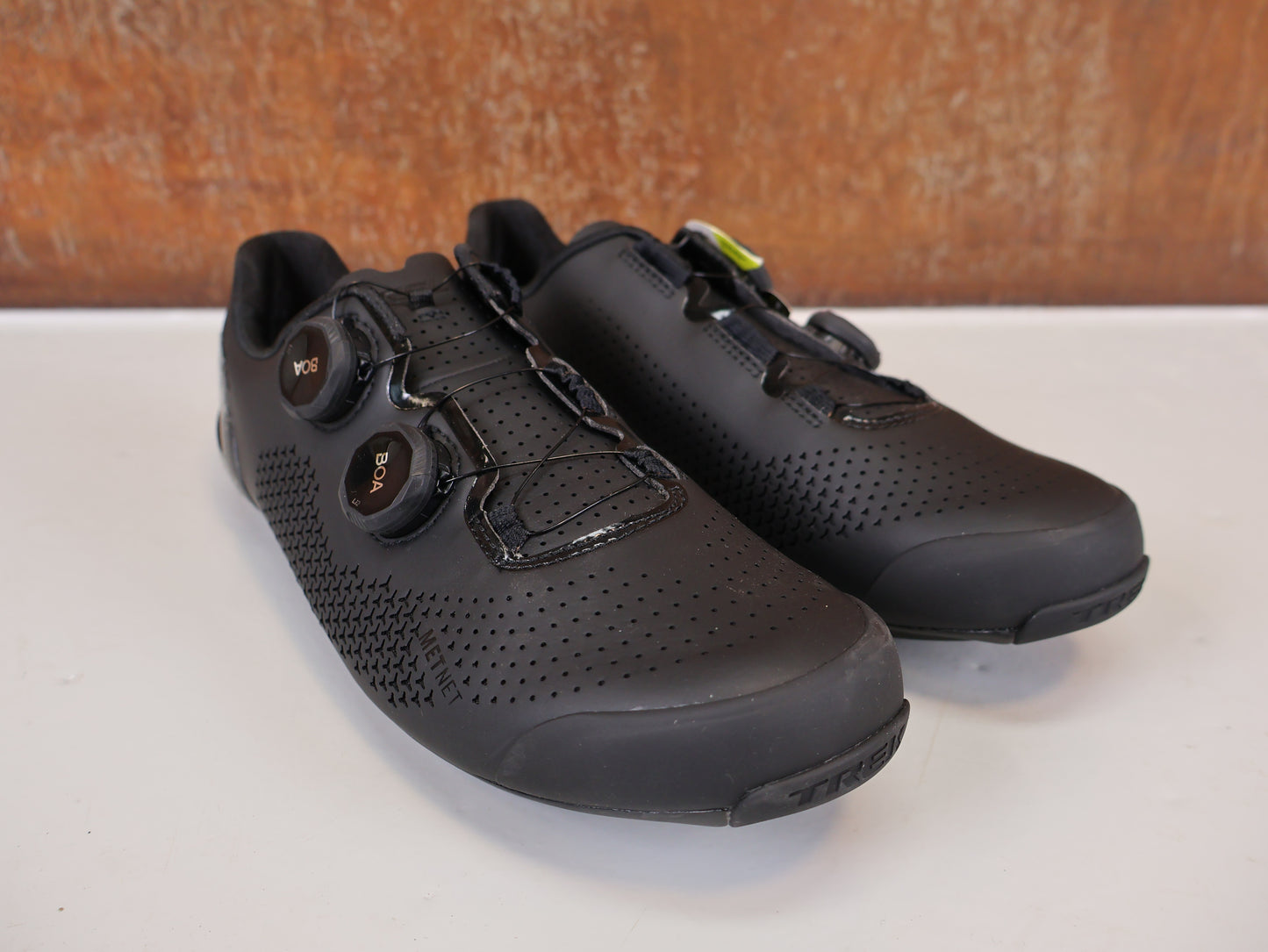 TREK RSL ROAD BIKE SHOE / SIZE 43 / BLACK / OCLV CARBON / METNET / 252G