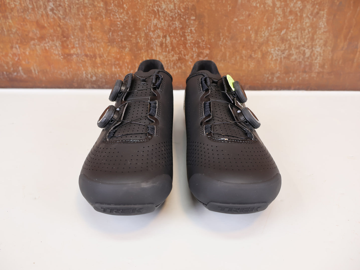 TREK RSL ROAD BIKE SHOE / SIZE 43 / BLACK / OCLV CARBON / METNET / 252G