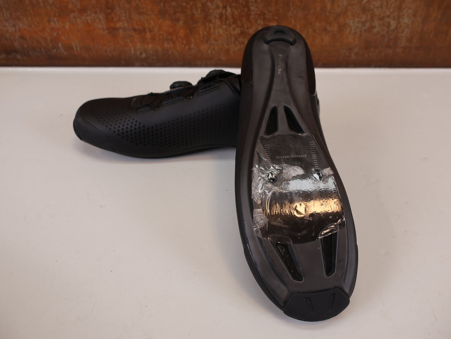 TREK RSL ROAD BIKE SHOE / SIZE 43 / BLACK / OCLV CARBON / METNET / 252G