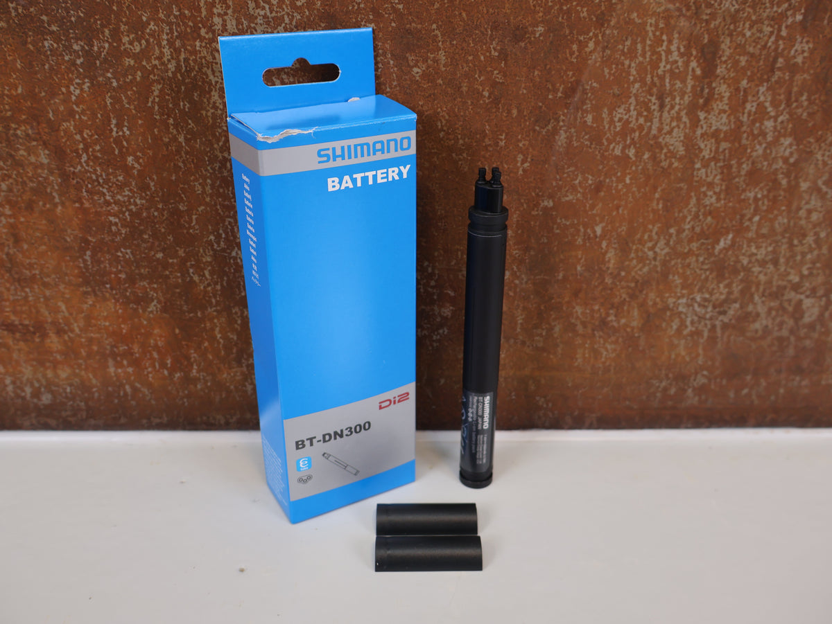 SHIMANO DI2 BATTERY BT-DN300 / INTERNAL / EW-SD300 PORT / 12-SPEED / 3.7 WH