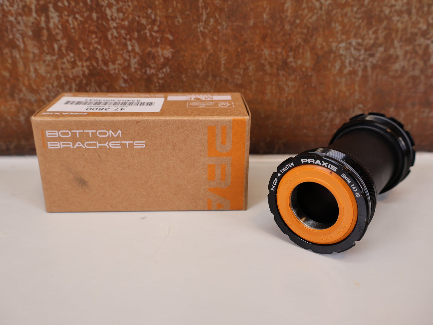 PRAXIS T47 INBOARD BOTTOM BRACKET / 85.5MM / SHIMANO 24MM