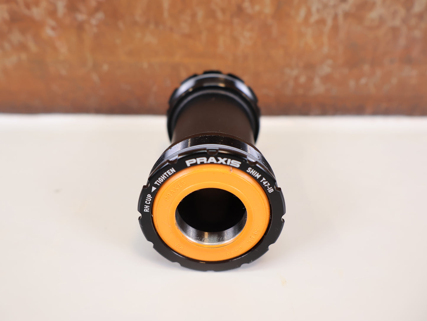 PRAXIS T47 INBOARD BOTTOM BRACKET / 85.5MM / SHIMANO 24MM