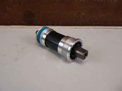 SHIMANO BB-UN300 BOTTOM BRACKET / BSA 68 MM SQUARE TAPER CARTRIDGE BEARING