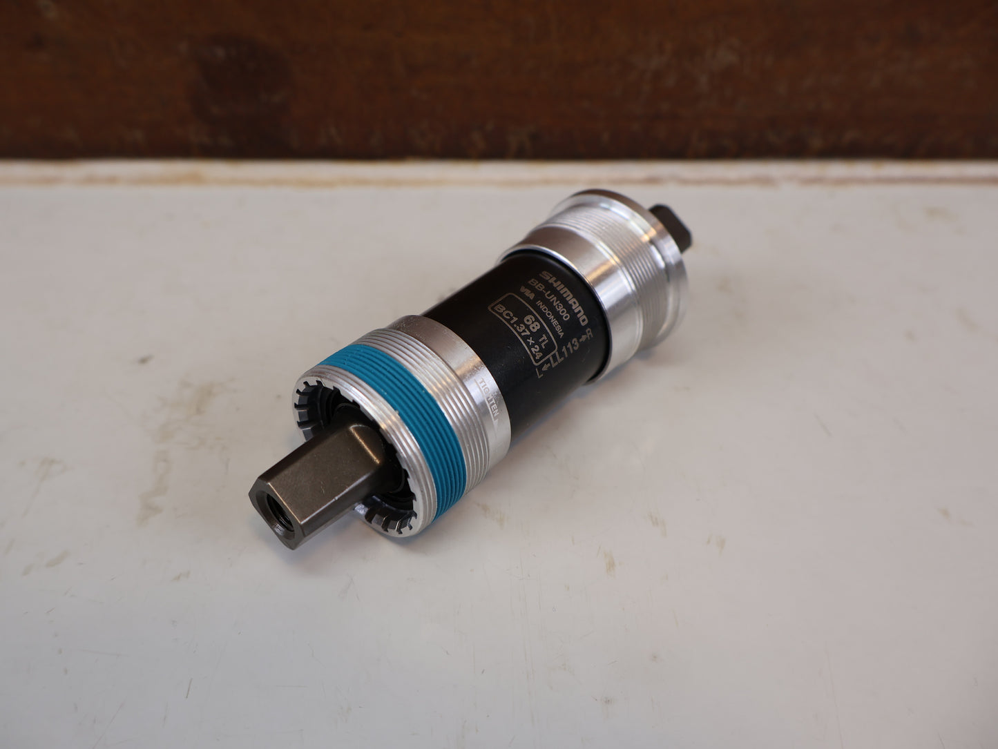 SHIMANO BB-UN300 BOTTOM BRACKET / BSA 68 MM SQUARE TAPER CARTRIDGE BEARING