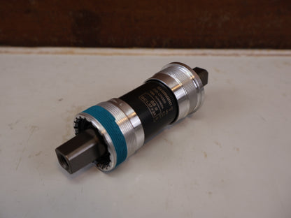SHIMANO BB-UN300 BOTTOM BRACKET / BSA 68 MM SQUARE TAPER CARTRIDGE BEARING
