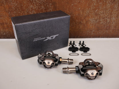 SHIMANO DEORE XT PD-M8100 SPD-PEDALE / XC-RACE / INKL. SM-SH51 CLEATS / 342G