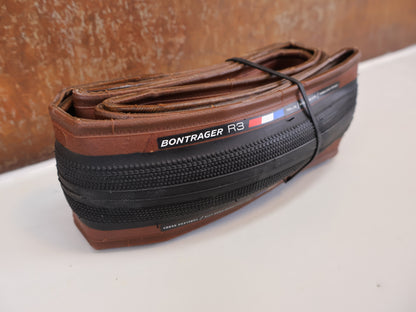 BONTRAGER R3 HARD-CASE LITE TLR / SKINWALL / 700X32C / TR-SPEED / 340G