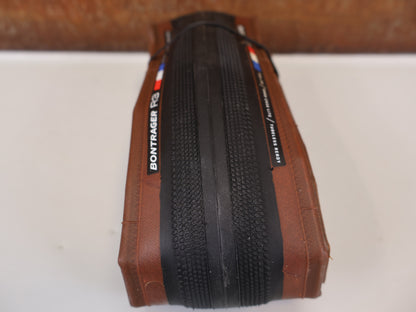 BONTRAGER R3 HARD-CASE LITE TLR / SKINWALL / 700X32C / TR-SPEED / 340G