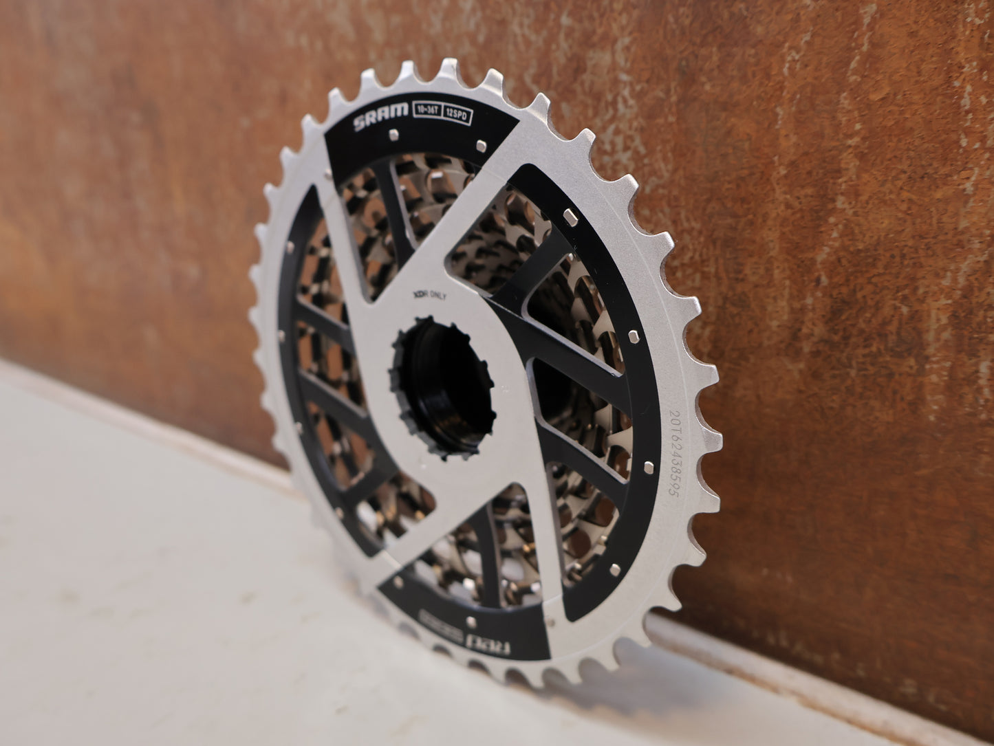 SRAM RED XG-1290 E1 KASSETTE 12-FACH 10-36T X-DOME SILVER