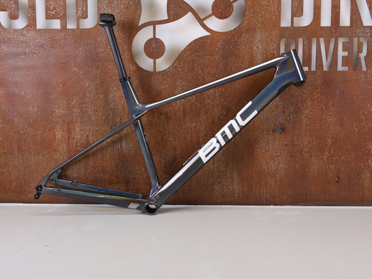 BMC TWOSTROKE 01 RAHMENSET / GRÖSSE XL / ANTHRACITE PRISMA / WHITE / 1490G