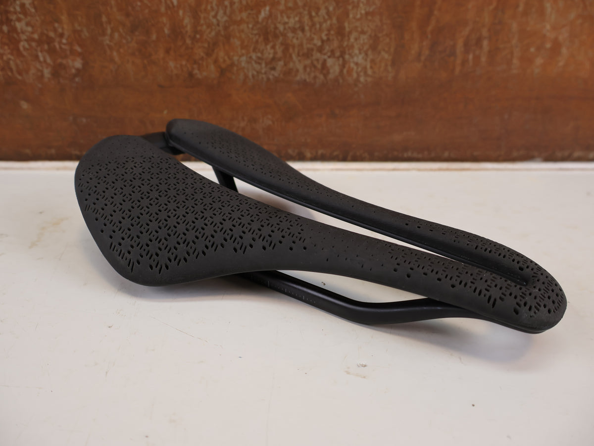 TREK AEOLUS RSL AIRLOOM CARBON 3D SATTEL 145 MM