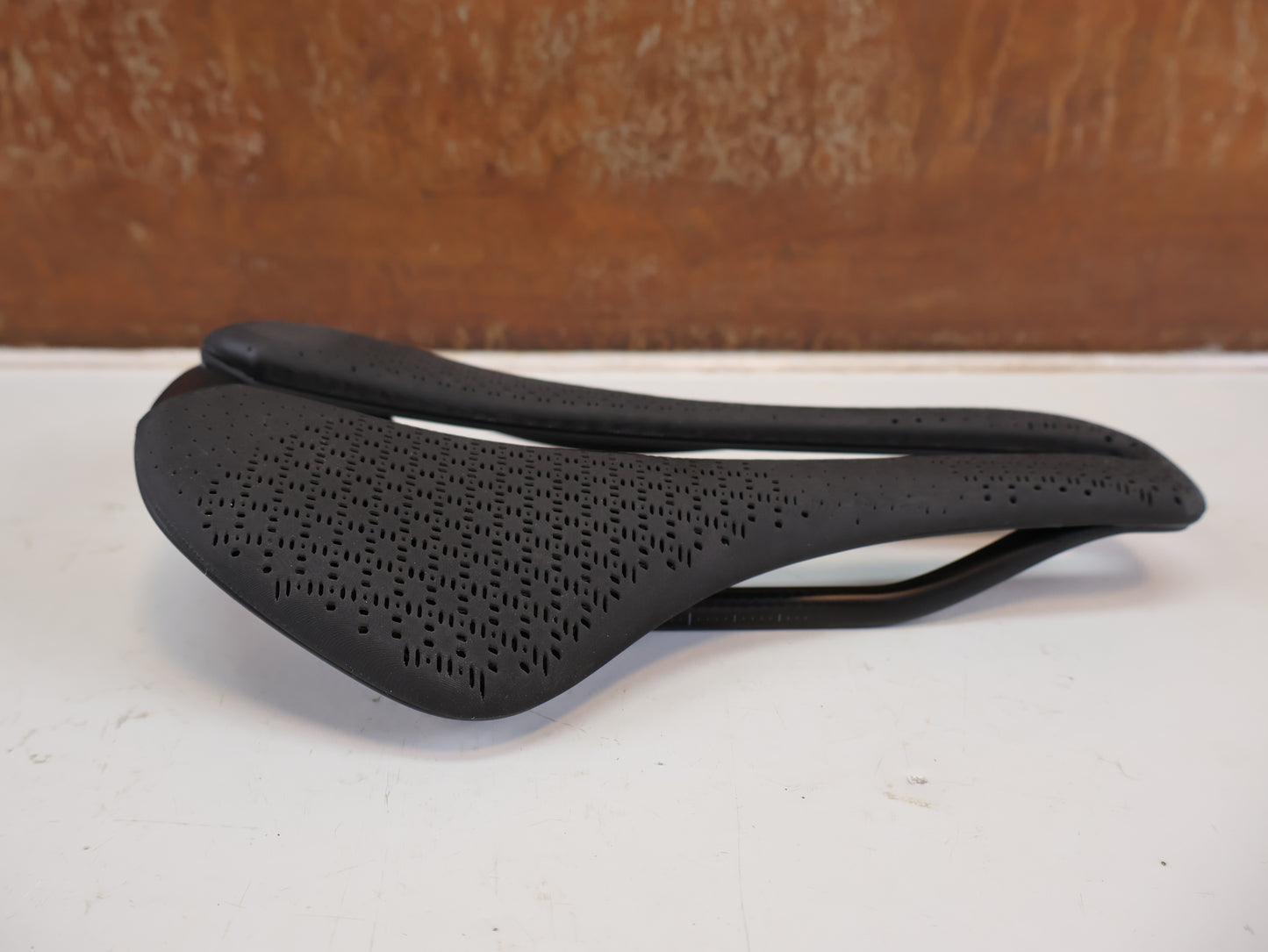 TREK AEOLUS RSL AIRLOOM CARBON 3D SATTEL 145 MM