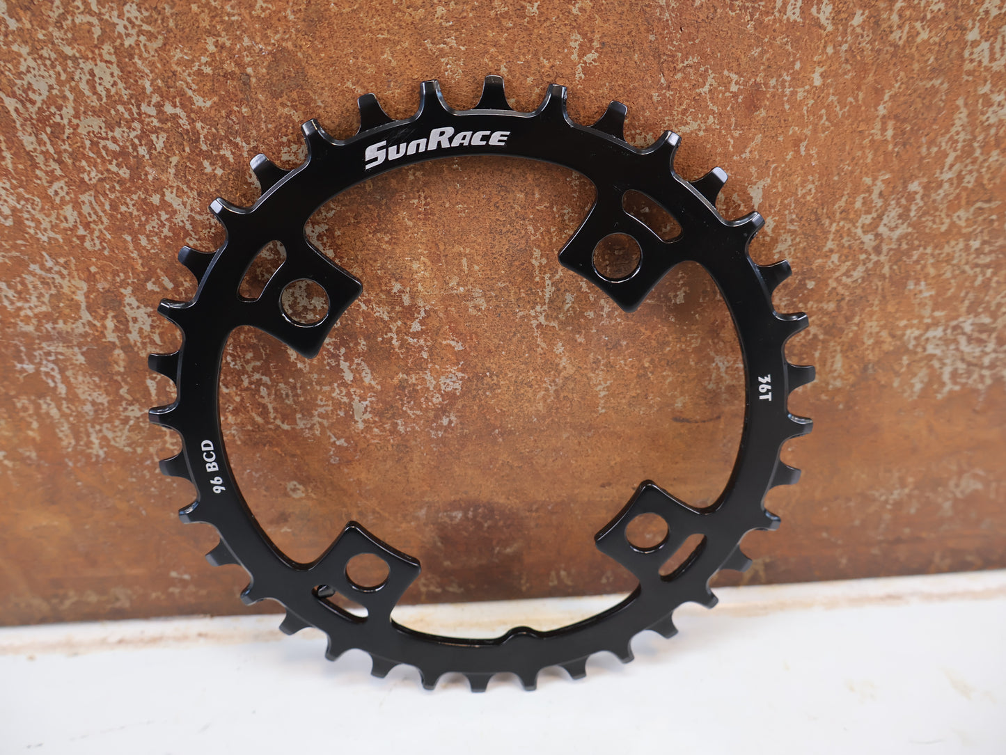 SUNRACE KETTENBLATT CRMS00 36T NARROW WIDE BCD 96 SCHWARZ / HAN CRMS00-36