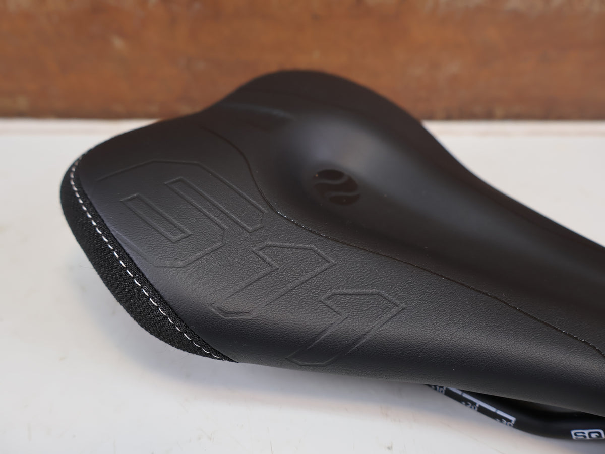 SQLAB 611 ERGOWAVE S-TUBE SATTEL 14CM SCHWARZ MTB ALL-MOUNTAIN