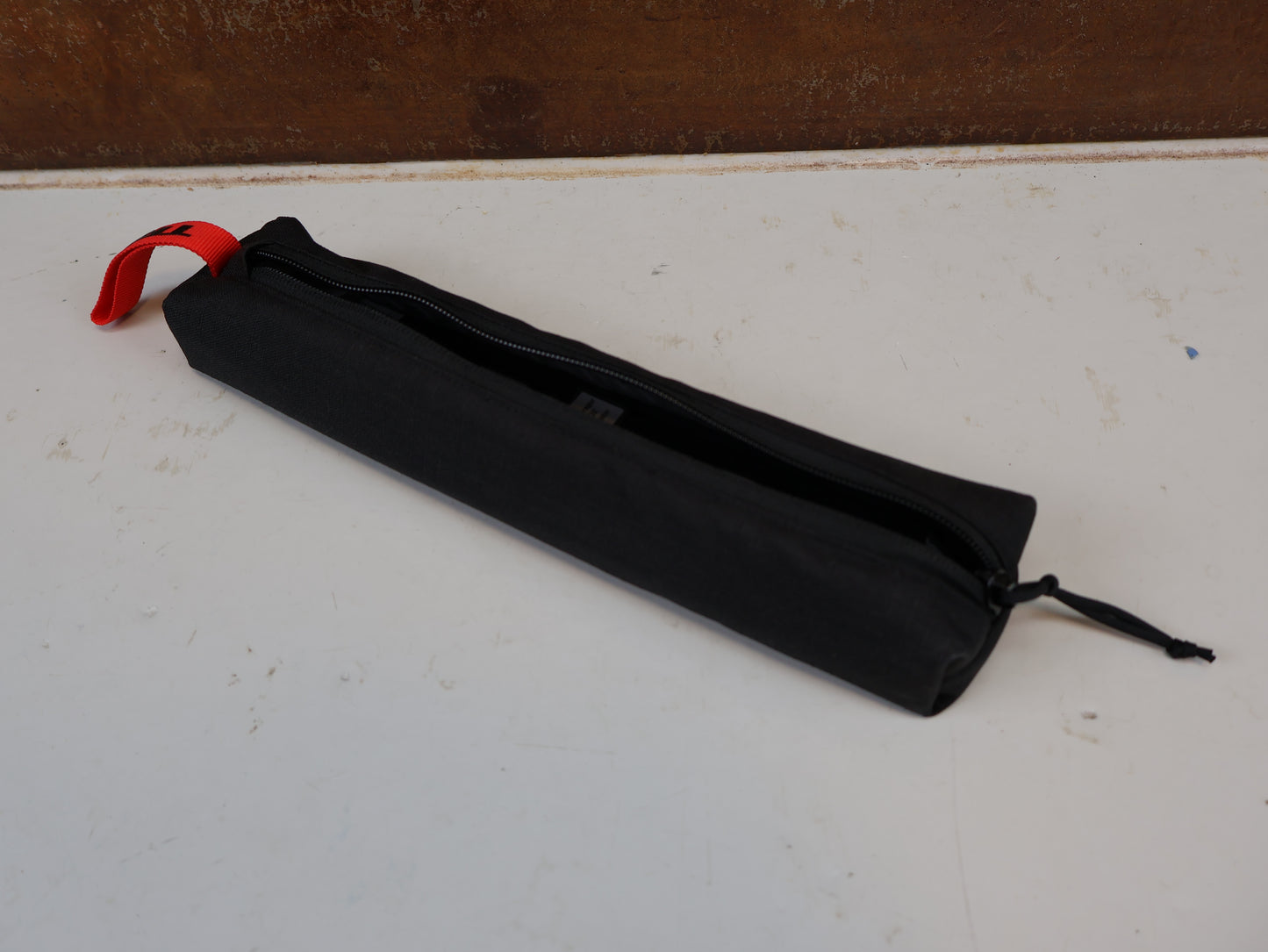 TREK BITS WERKZEUGTASCHE GRAVEL ROAD 0,25L GRAU SCHWARZ / HAN 5323565