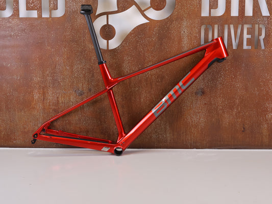 BMC TWOSTROKE 01 RAHMENSET / GRÖSSE L / RED GREY / PREMIUM CARBON / 1490G