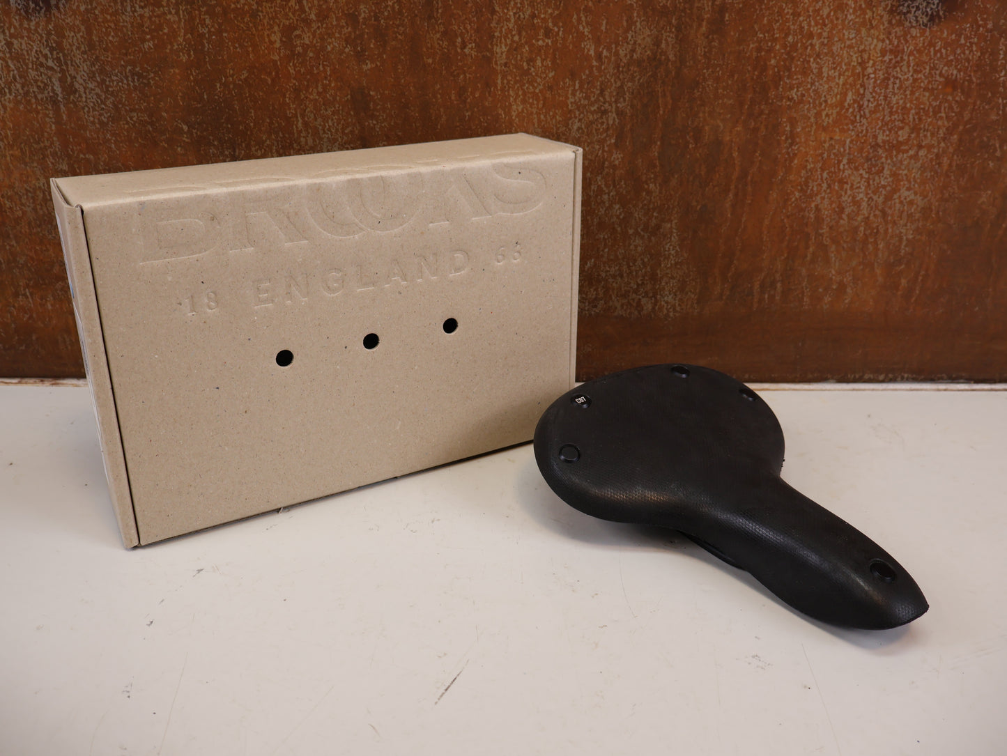 BROOKS CAMBIUM C67 ALL WEATHER SATTEL SCHWARZ NYLON 498G