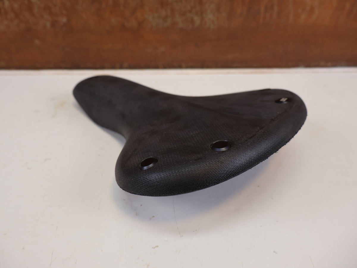 BROOKS CAMBIUM C67 ALL WEATHER SATTEL SCHWARZ NYLON 498G