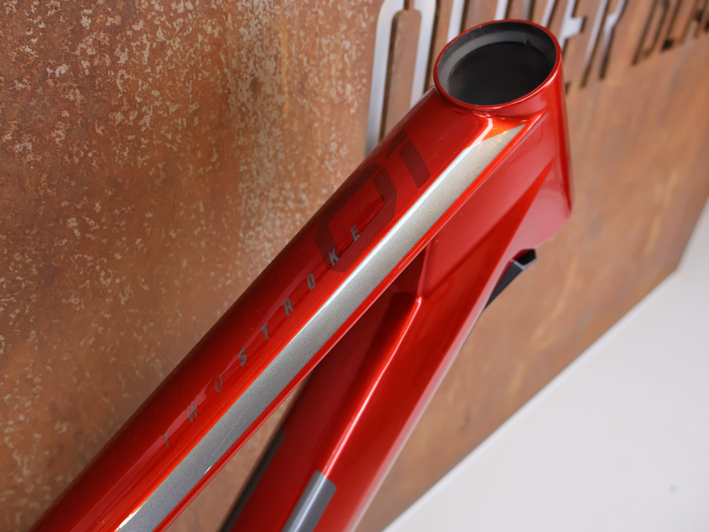 BMC TWOSTROKE 01 RAHMENSET / GRÖSSE L / RED GREY / PREMIUM CARBON / 1490G