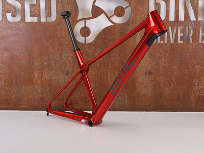 BMC TWOSTROKE 01 RAHMENSET / GRÖSSE XL / RED GREY / PREMIUM CARBON / 1470G