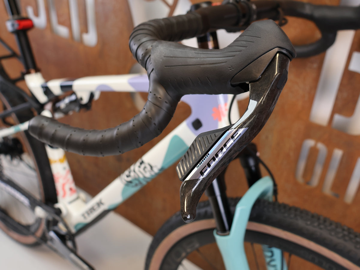 TREK CHECK-OUT SL 7 AXS ERA WHITE FULLY GRAVEL / M