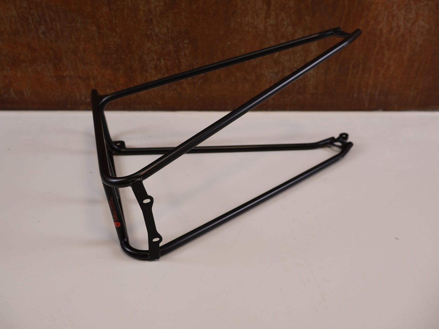TUBUS VEGA EVO GEPÄCKTRÄGER / 26"-28" / HINTERBAU / SCHWARZ / STAHL