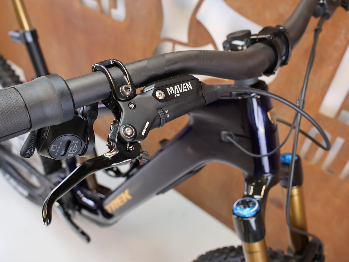 TREK FUEL+ MX 9.9 X0 AXS GEN 2 E-MTB CARBON TQ HPR60 / L