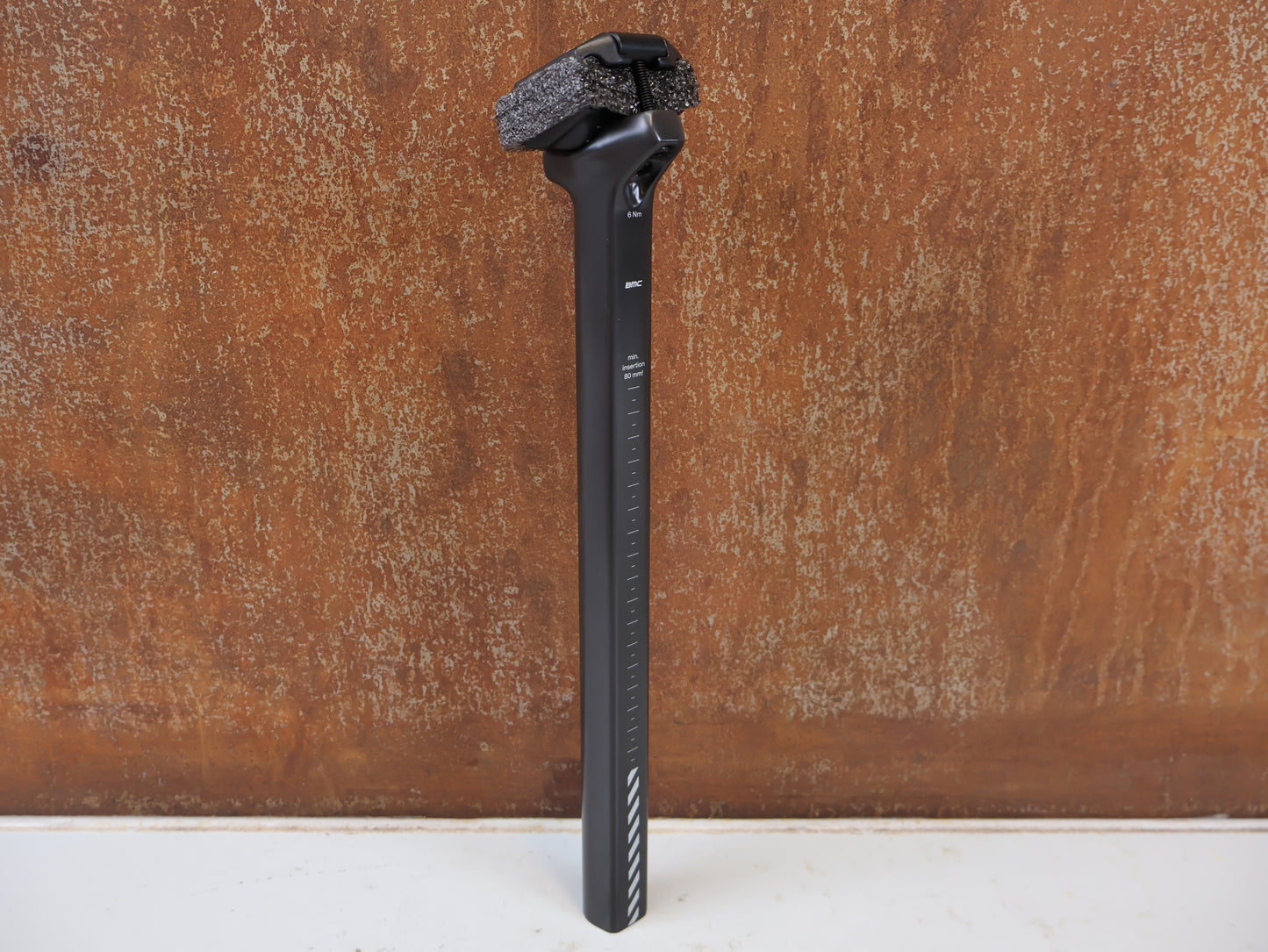 BMC D-SHAPE CARBON SATTELSTÜTZE / 0MM OFFSET / 213 G / 360MM