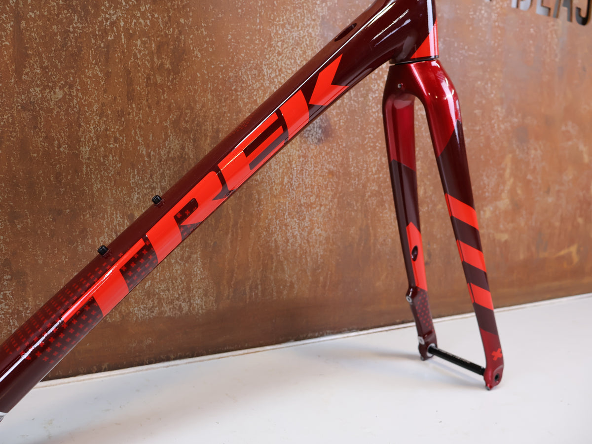 TREK CROCKETT DISC RAHMENSET COBRA BLOOD / 58CM