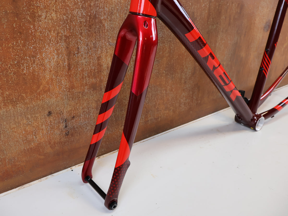 TREK CROCKETT DISC RAHMENSET COBRA BLOOD / 58CM
