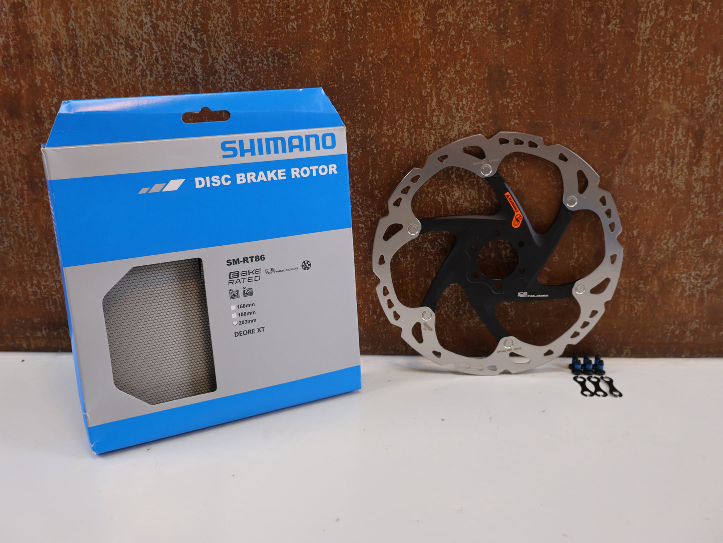 SHIMANO DEORE XT SM-RT86 BRAKE ROTOR / 6-BOLT / 203MM / ICE-TECH / ESMRT86L2