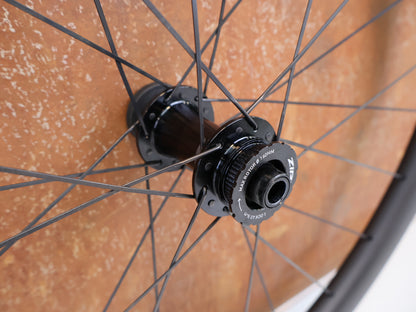 RESERVE 42 | 49 CARBON LAUFRADSATZ RENNRAD AERO ZIPP NABEN CL
