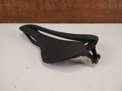 TREK AEOLUS RSL AIRLOOM CARBON SATTEL 3D 145MM 164G HAN 5332089