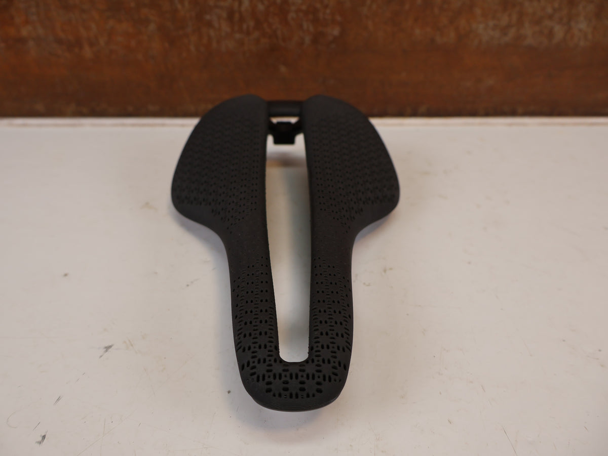 TREK AEOLUS RSL AIRLOOM CARBON SATTEL 3D 145MM 164G HAN 5332089