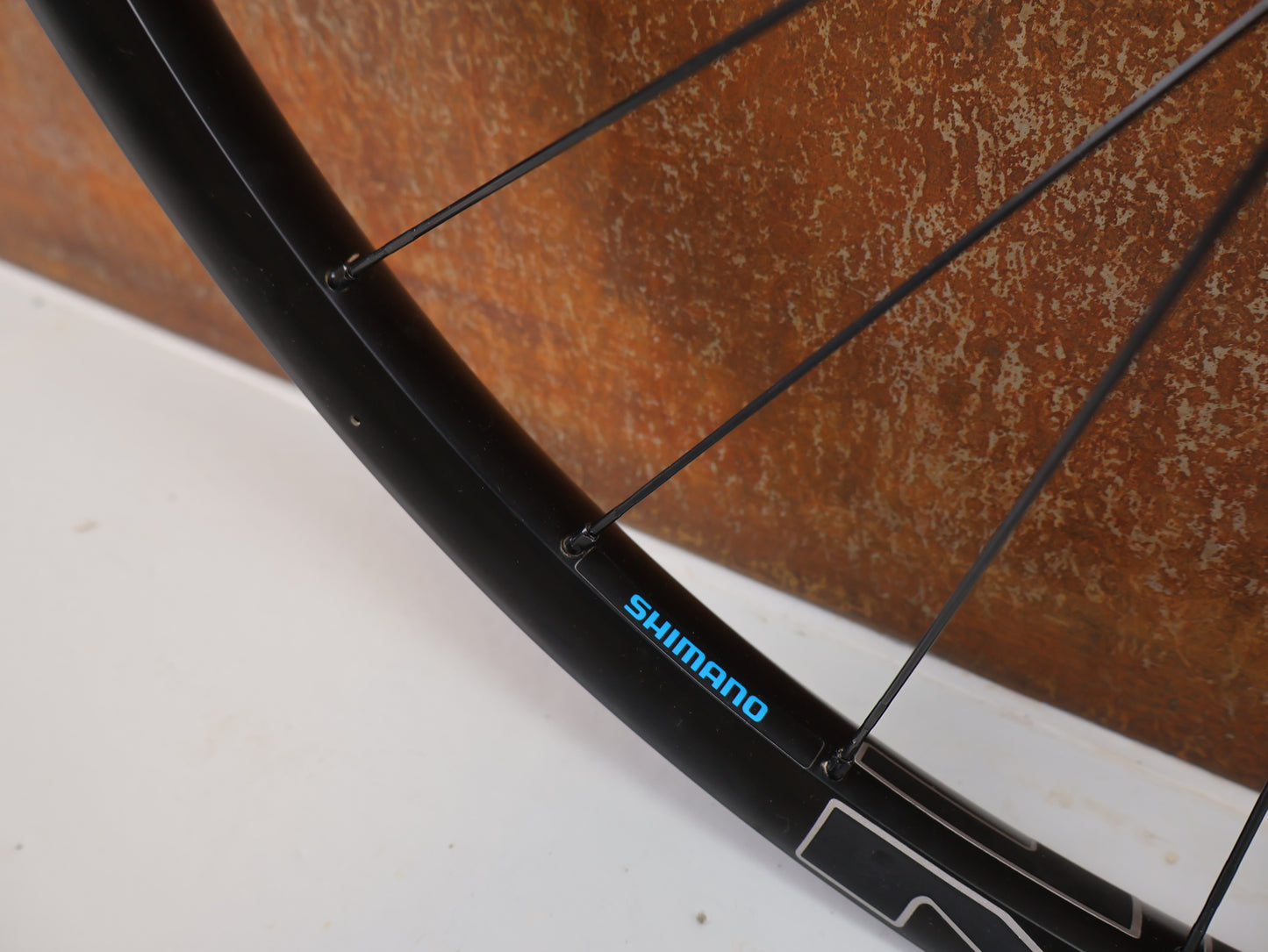 SHIMANO WH-MT620 VORDERRAD / 27,5 ZOLL / 30MM MAULWEITE / CENTER LOCK / BOOST