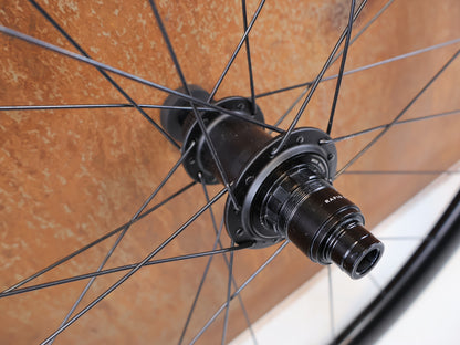 BONTRAGER AEOLUS ELITE 35V TLR GRAVEL CARBON LAUFRADSATZ DISC XDR