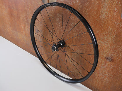 SHIMANO WH-MT620 VORDERRAD / 27,5 ZOLL / 30MM MAULWEITE / CENTER LOCK / BOOST