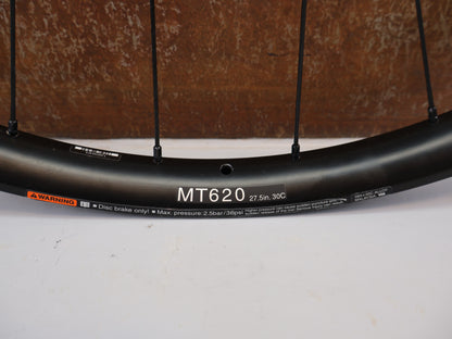 SHIMANO WH-MT620 VORDERRAD / 27,5 ZOLL / 30MM MAULWEITE / CENTER LOCK / BOOST
