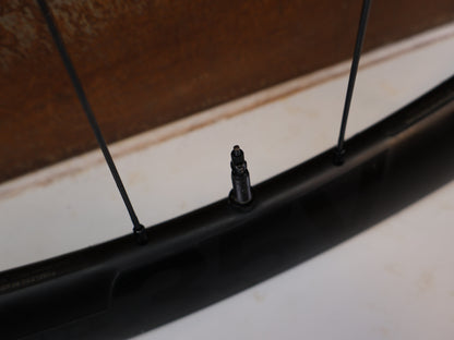 BONTRAGER AEOLUS ELITE 35V TLR GRAVEL CARBON LAUFRADSATZ DISC XDR