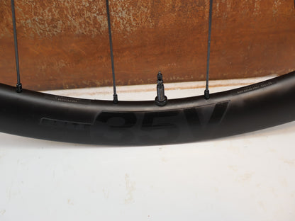 BONTRAGER AEOLUS ELITE 35V TLR GRAVEL CARBON LAUFRADSATZ DISC XDR