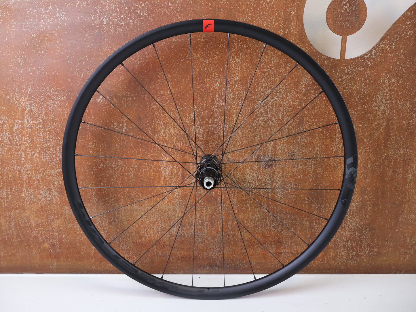 FULCRUM RACING 5 DB LAUFRADSATZ / 28 ZOLL / CENTERLOCK / SHIMANO HG / 2-WAY FIT